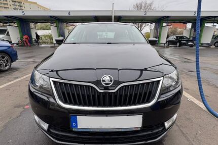 Skoda Rapid 136.350 km 6.000 &euro; Erfurt 99087