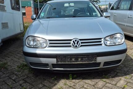 VW Golf 194.195 km 550 &euro; Lingen 49808