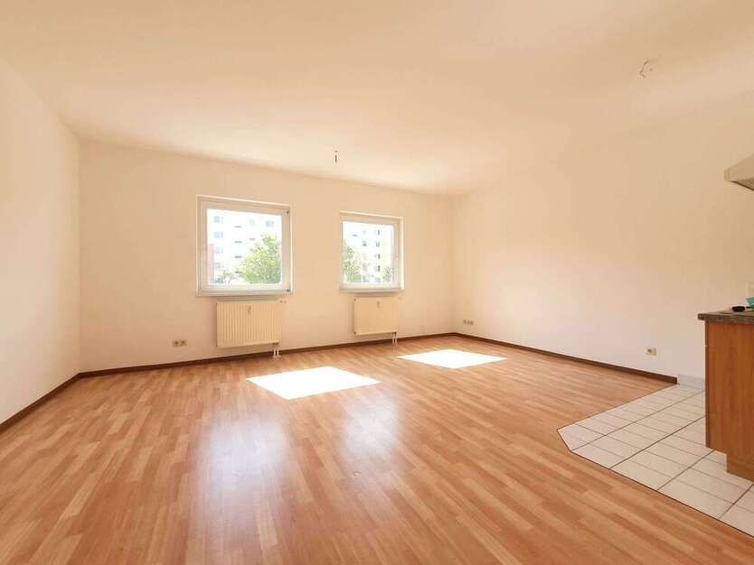 Wohnung zum Mieten in Jena 370 € 35.18 m²