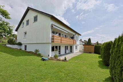 3 Zimmer Wohnung, ca.100 m2, mit Sonnenterrasse und Gartenanteil zimmer