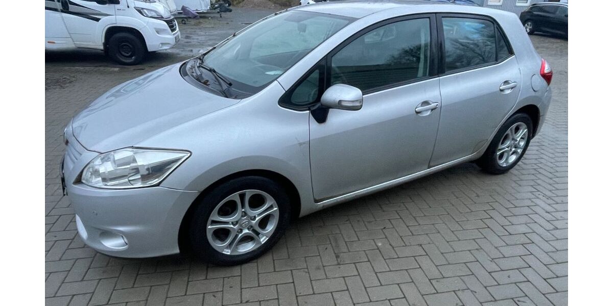 Toyota Auris 89.990 km 5.777 &euro; Mömbris 63776