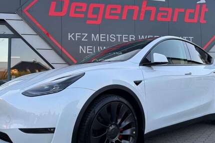 Tesla Model Y 70.423 km 36.990 € Mönchhagen 18182