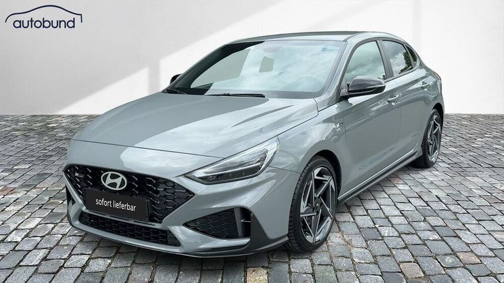 i30