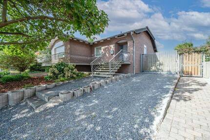 Ein Zuhause für Mensch und Pferd - freistehendes Anwesen mit 4 Pferdeboxen in Selfkant-Wehr! 1 zimmer