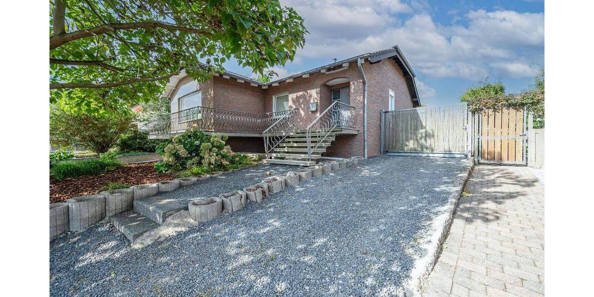 Ein Zuhause für Mensch und Pferd - freistehendes Anwesen mit 4 Pferdeboxen in Selfkant-Wehr! 1 zimmer