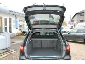 Audi A4 Avant TDi Quatt S-Line Navi AHK Standh Matrix 10.000 km 39.950 &euro; Bonn 53225