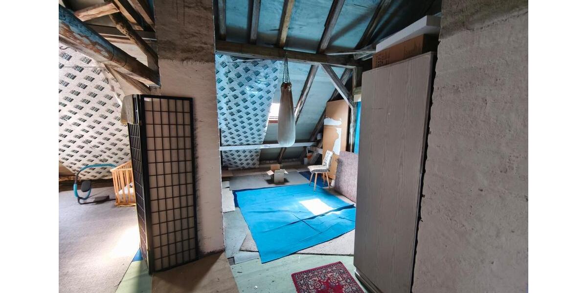 Etagenwohnung Sangerhausen - 1 Zimmer, 61 m&sup2;, 500&euro; | Angebot:26192473