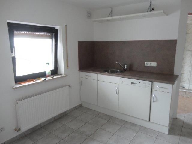 Etagenwohnung Adlkofen - 2 Zimmer, 89 m&sup2;, 770&euro; | Angebot:26461536