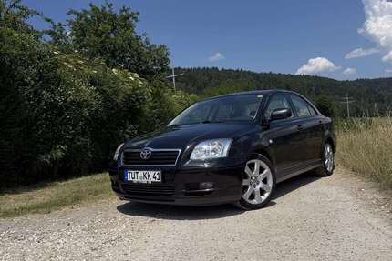Toyota Avensis 210.000 km 5.200 &euro; tuttlingen 78532