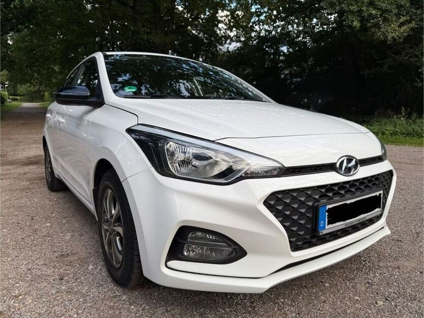 i20
