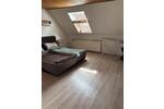 Dachgeschoßwohnung Adelheidsdorf - 4 Zimmer, 100 m&sup2;, 650&euro; | Angebot:26531170