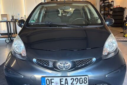 Toyota Aygo (X) 139.000 km 2.500 &euro; Neu-Isenburg 63263