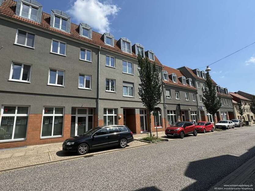 Büro in Haldensleben 2.900 € 204 m²