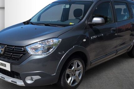 Dacia Lodgy 62.216 km 11.995 &euro; Halle 06132