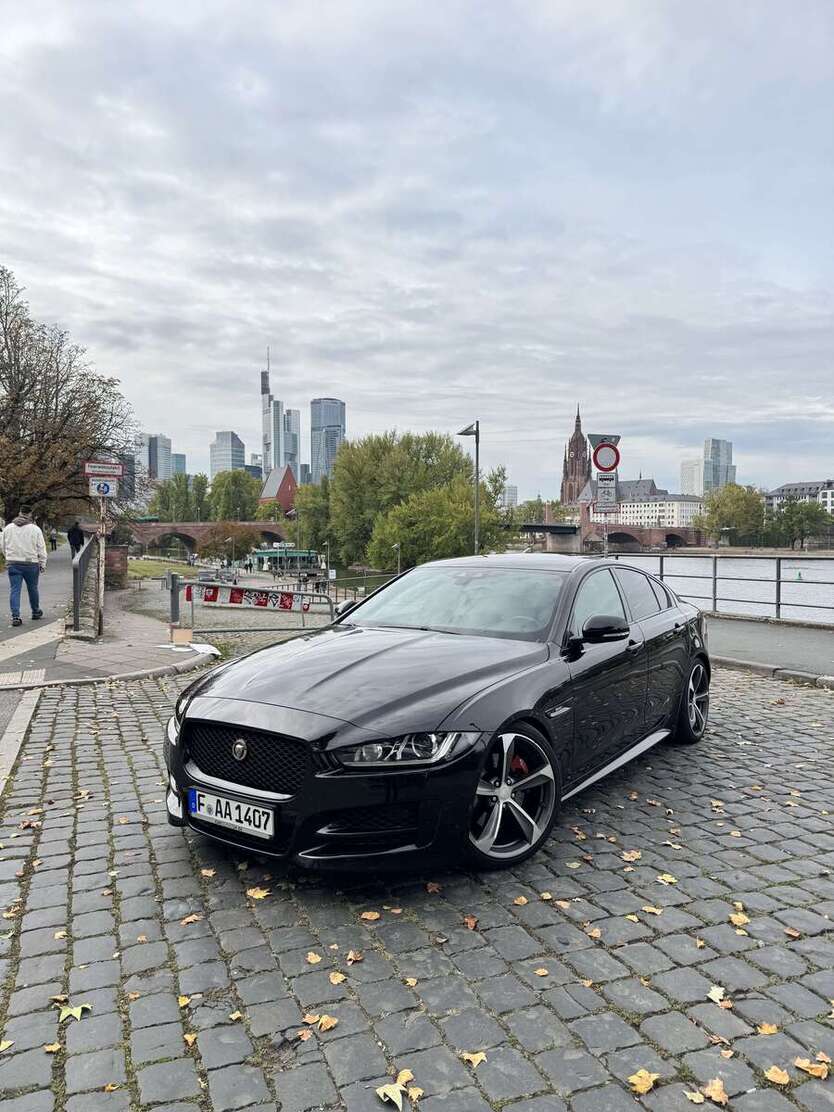Jaguar XE 155.000 km 15.000 € Frankfurt am Mein 60599