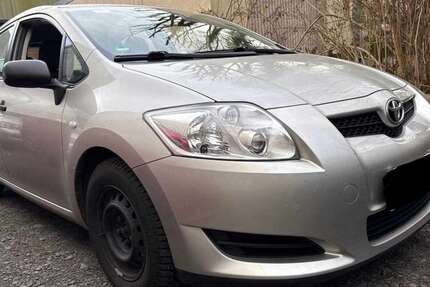 Toyota Auris 229.000 km 2.400 &euro; Nürnberg 90431
