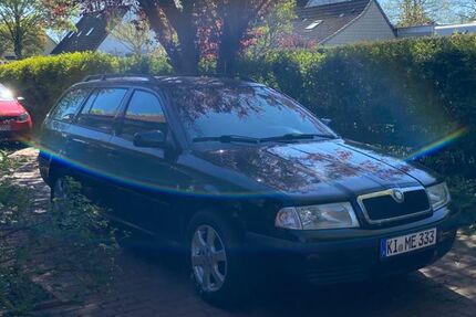 Skoda Octavia 225.650 km 1.999 &euro; Bad Bramstedt 24576