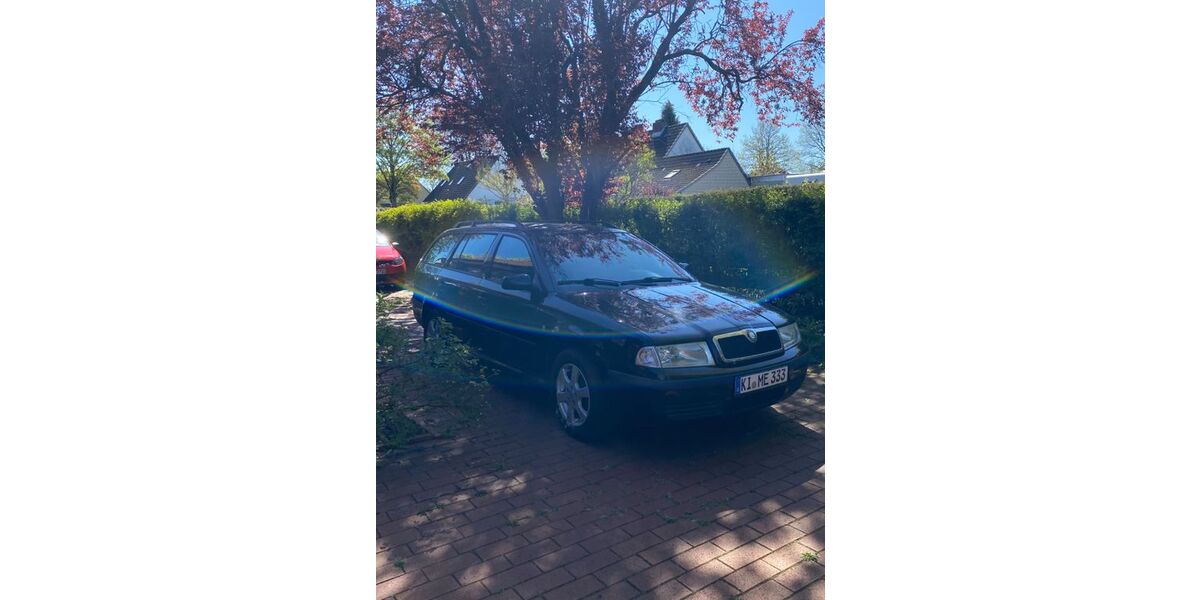 Skoda Octavia 225.650 km 1.999 &euro; Bad Bramstedt 24576