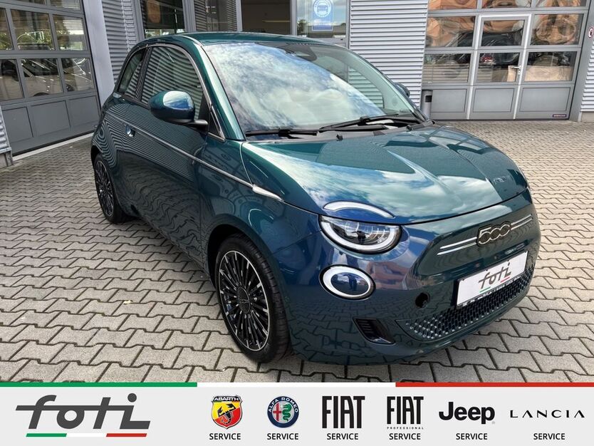 Fiat 500e 5.372 km 25.990 € Berlin 14167
