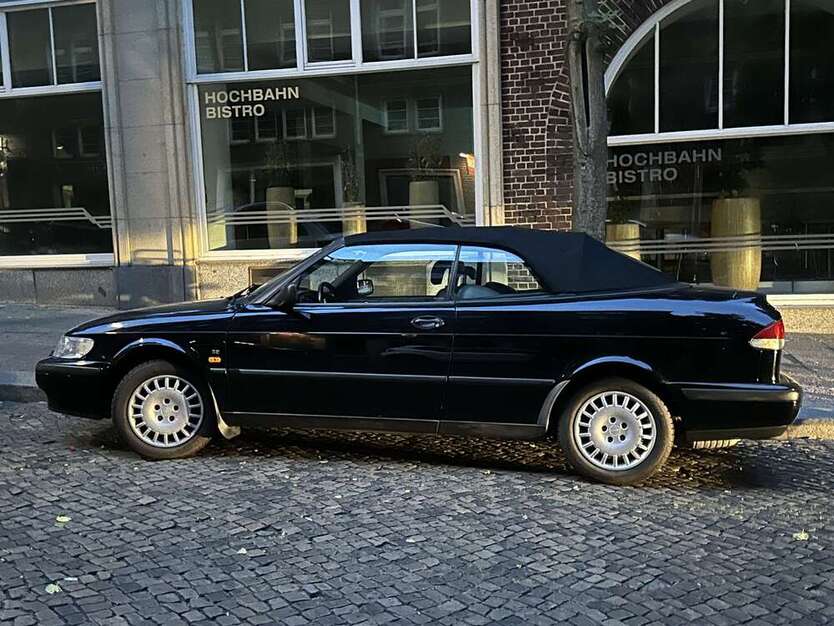 Saab 9-3 86.500 km 9.999 € Hamburg 20359