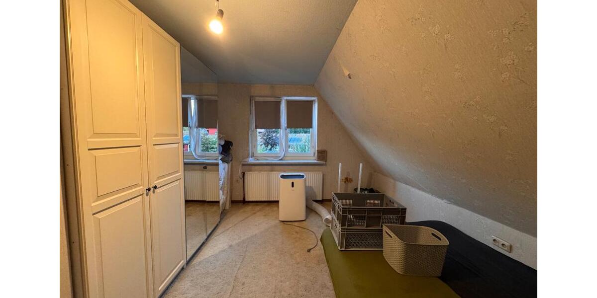 Doppelhaushälfte Lübeck Sankt Jürgen - 3 Zimmer, 110 m&sup2;, 230.000&euro; | Angebot:27286099