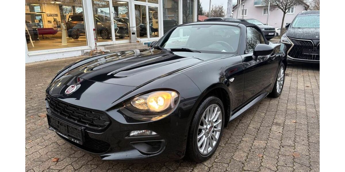 Fiat 124 Spider 86.439 km 15.890 &euro; Ismaning 85737