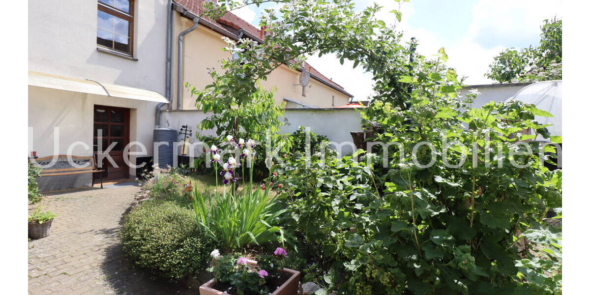 Mehrfamilienhaus, Wohnhaus Lychen - 7 Zimmer, 194 m&sup2;, 298.000&euro; | Angebot:25747638