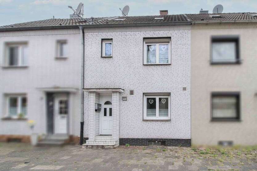 Haus zum Kaufen in Duisburg 249.000 € 100.05 m²