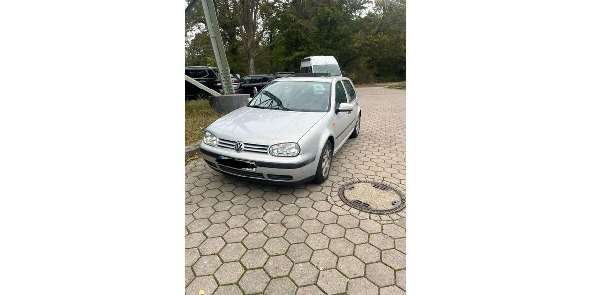 VW Golf 166.000 km 2.100 &euro; Hamburg 22559