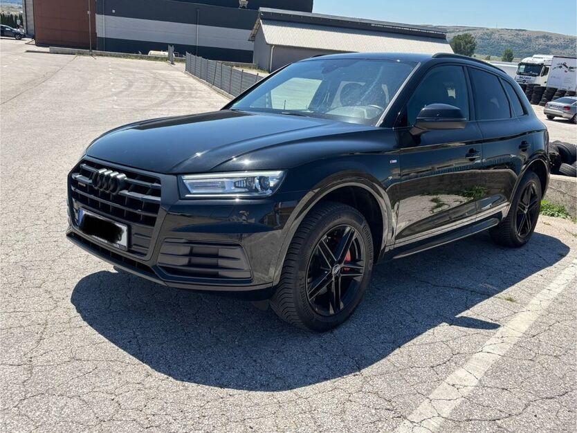 Audi Q5 159.000 km 25.500 € Köln 51061