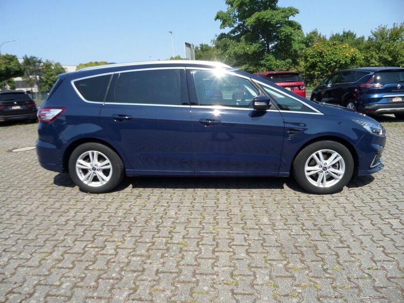 S-Max