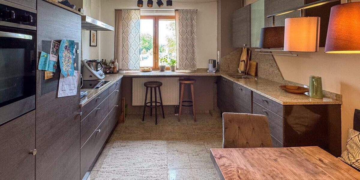 Gewerbeobjekt Frasdorf Daxa - 9 Zimmer, 350 m&sup2;, 825.000&euro; | Angebot:24859897