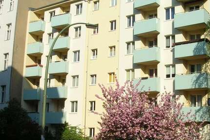 Wohnung Berlin Tempelhof-Schöneberg - 1 Zimmer, 33 m&sup2;, 180.000&euro; | Angebot:27730389