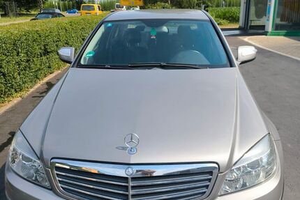 Mercedes-Benz 280 242.587 km 6.500 &euro; Tettnang 88069