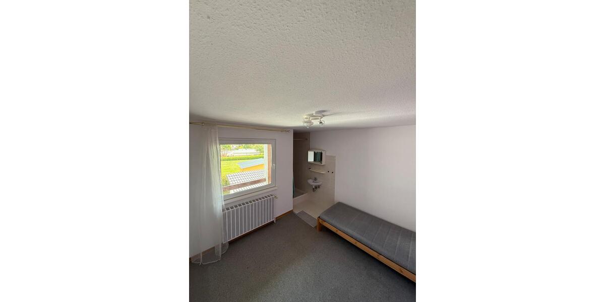 Etagenwohnung Birkenfeld - 1 Zimmer, 30 m&sup2;, 339&euro; | Angebot:26495943