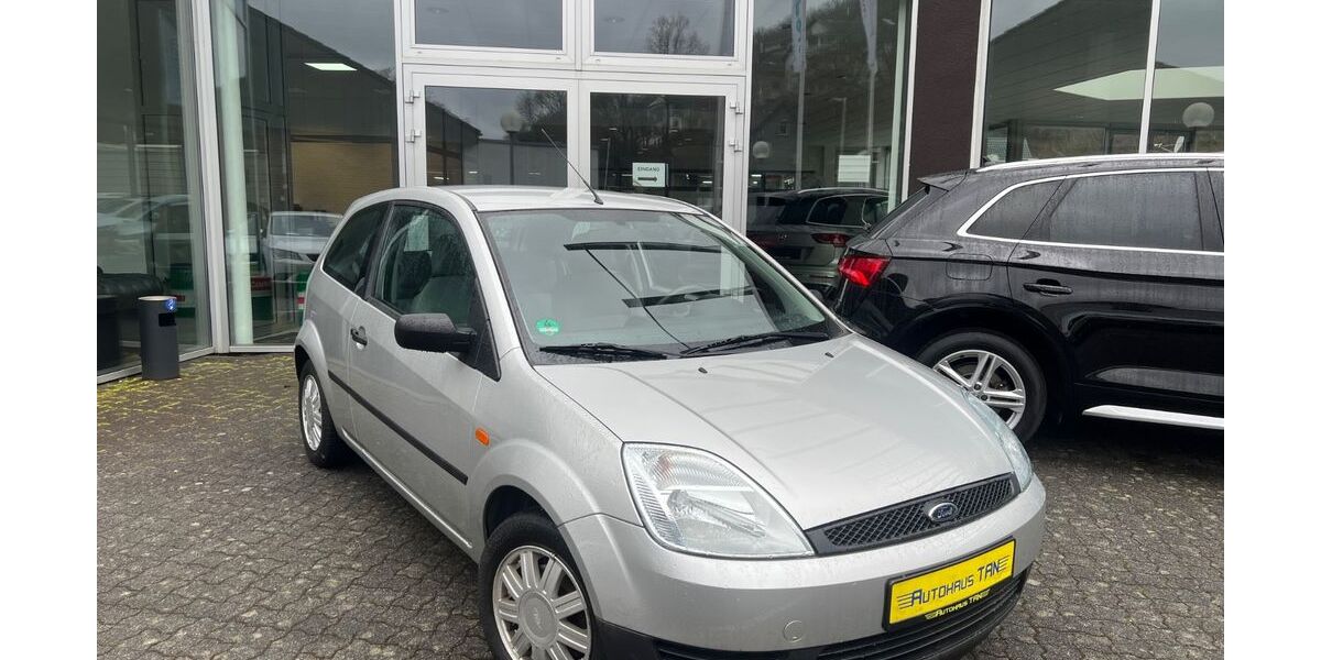 Ford Fiesta 72.978 km 2.990 &euro; Neunkirchen 57290
