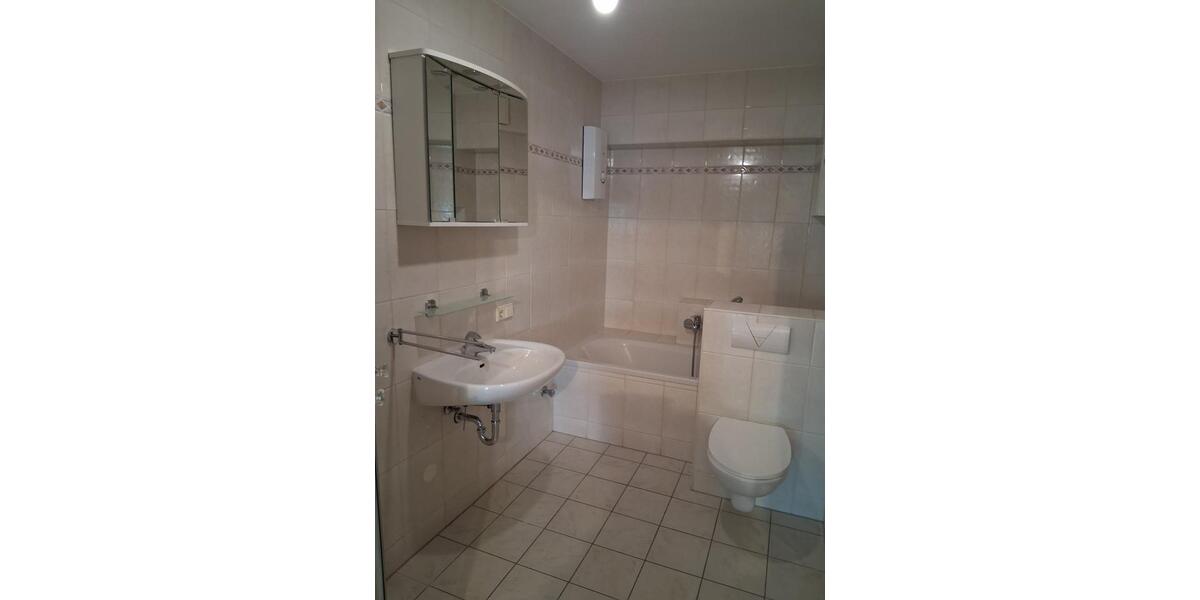 Etagenwohnung Marienheide - 3 Zimmer, 80 m&sup2;, 165.000&euro; | Angebot:25264145