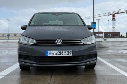 VW Touran 92.600 km 21.000 &euro; Lübeck 23562