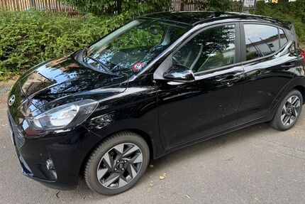 Hyundai i10 12.500 km 12.700 &euro; Stuttgart 70376
