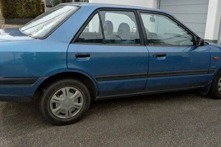 Mazda 323 70.000 km 3.000 &euro; Ludwigsburg 71638