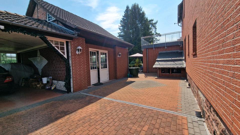 Einfamilienhaus Holzminden - 12 Zimmer, 320 m&sup2;, 2.000&euro; | Angebot:26037589
