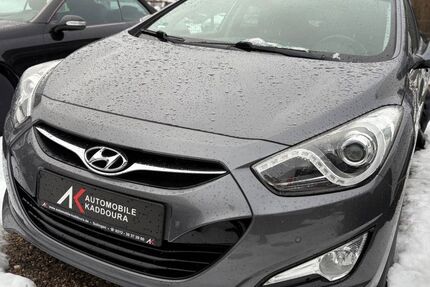 Hyundai i40 168.000 km 6.990 &euro; Solingen 42653
