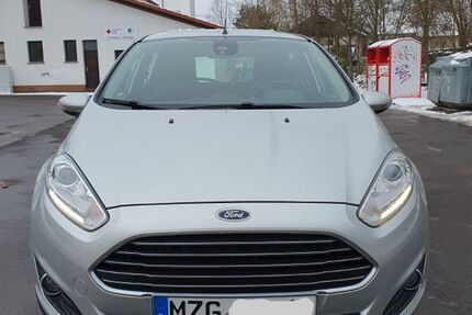 Ford Fiesta 70.000 km 6.990 &euro; Losheim am See 66679