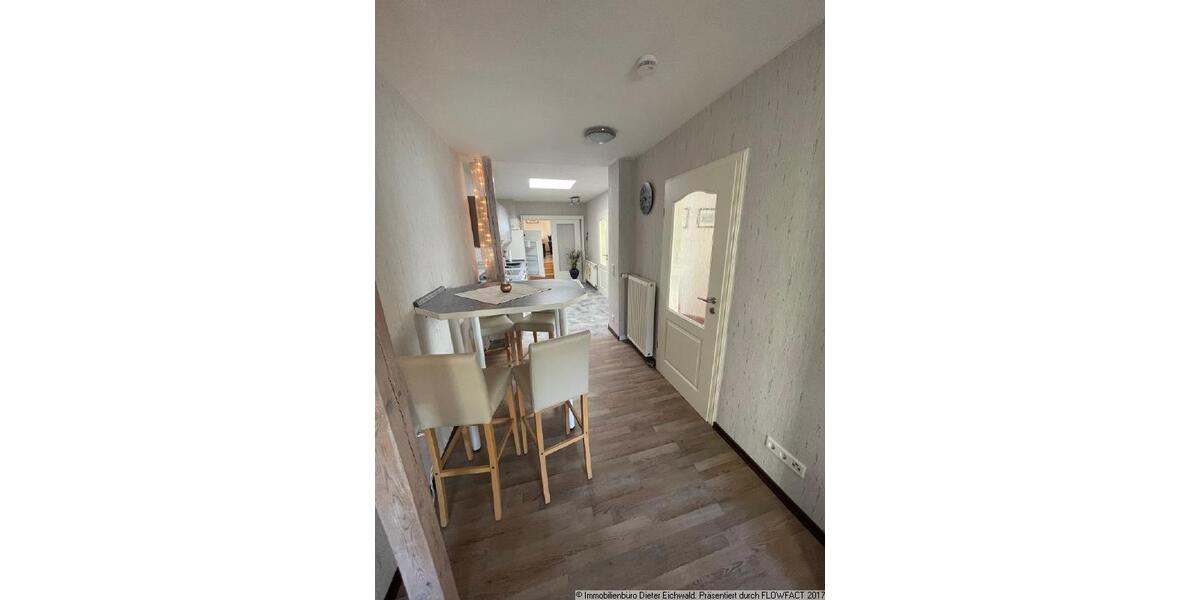 Etagenwohnung Sassnitz - 3 Zimmer, 81 m&sup2;, 650&euro; | Angebot:22648467