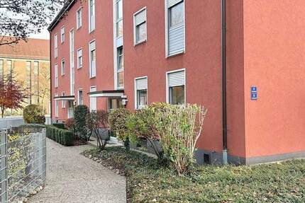 ***AB SOFORT VERFÜGBAR*** TOP GEPFLEGTE 3 ZIMMER WOHNUNG MIT BALKON UND TG-STELLPLATZ 3 zimmer