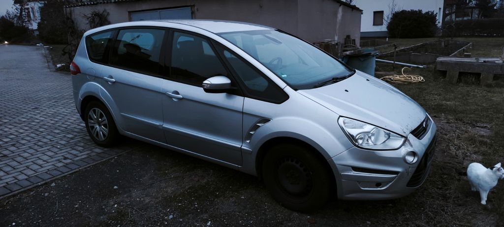 Ford S-Max 279.000 km 4.800 &euro; Dresden 01156