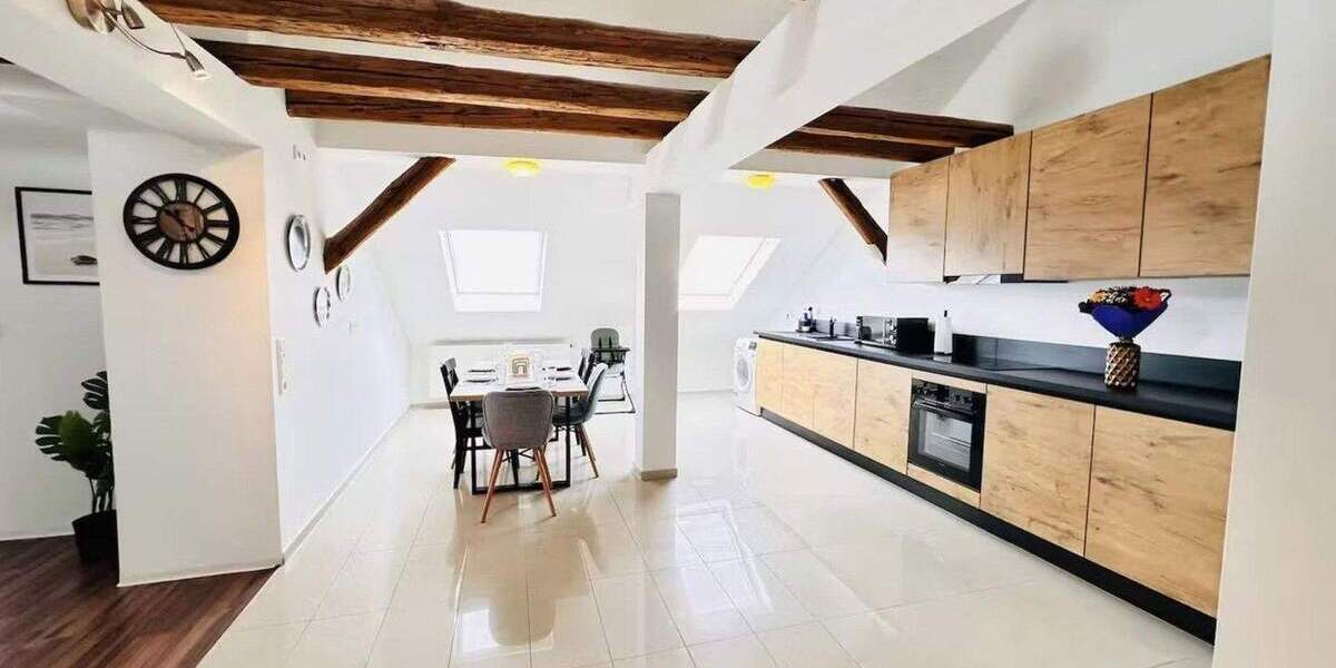 Etagenwohnung Pforzheim Nordstadt - 3 Zimmer, 110 m&sup2;, 1.050&euro; | Angebot:25300495