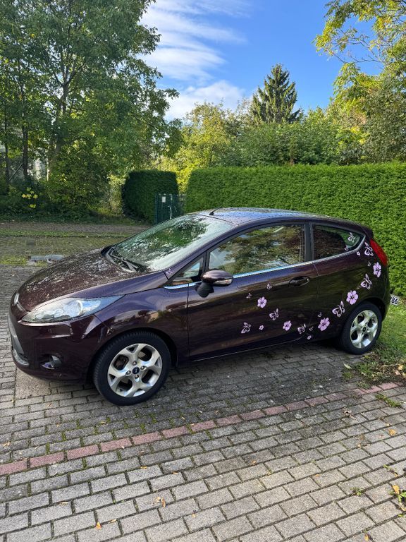Ford Fiesta 116.000 km 4.500 € Hohenmölsen 06679