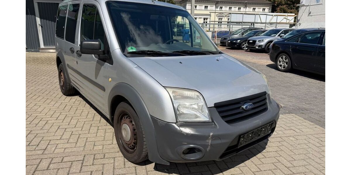 Ford Tourneo Connect 242.000 km 2.190 &euro; Magdeburg 39112