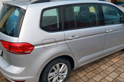 VW Touran 98.600 km 19.950 &euro; Parsberg 92331
